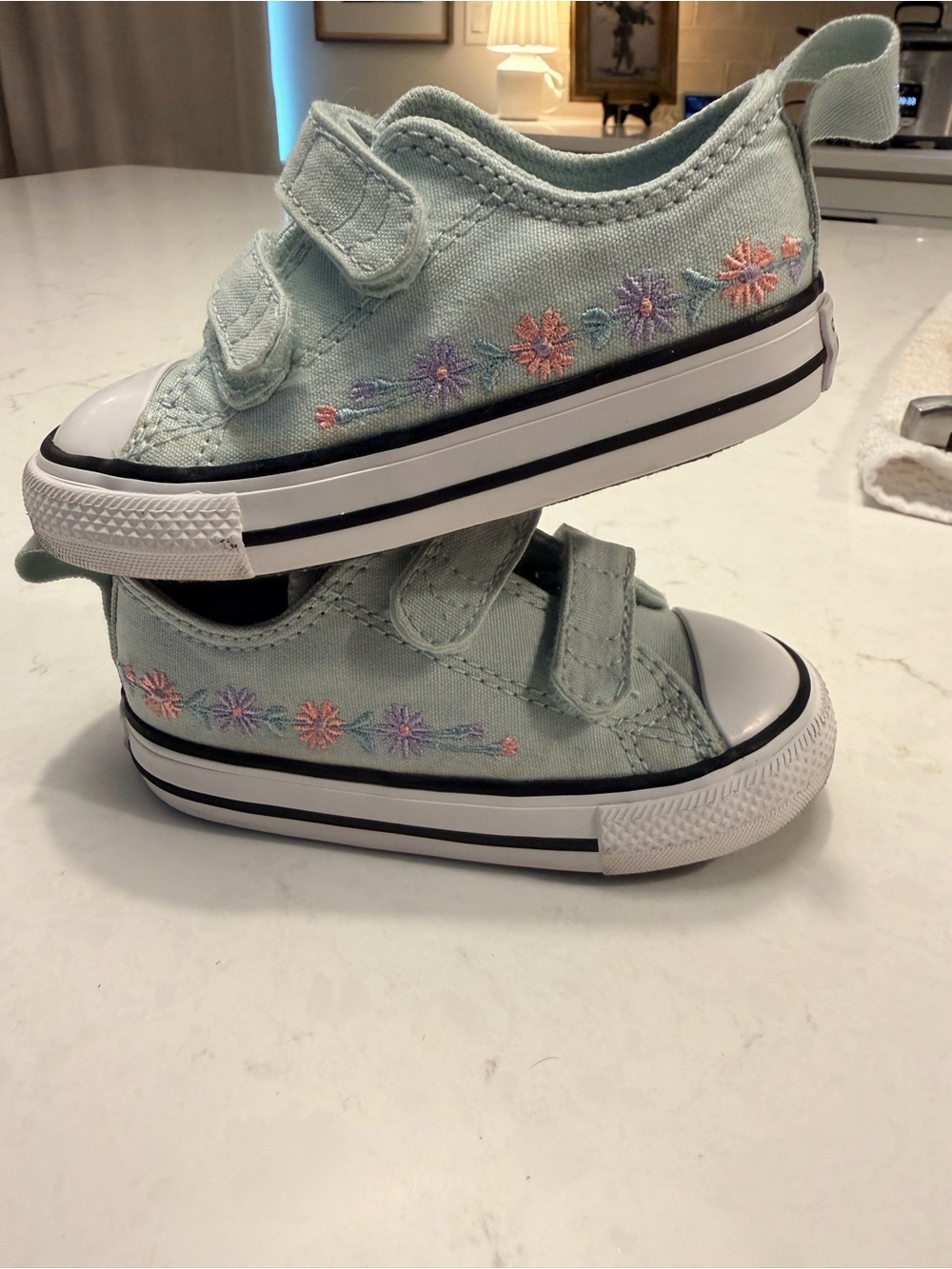 Girls Converse Light Mint Floral Canvas Velcro Sneakers